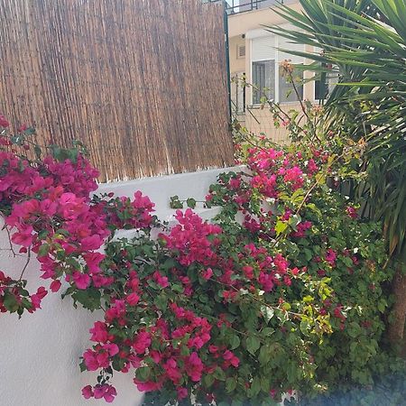 Apartment With Private Garden - Central Location Lissabon Exterior foto