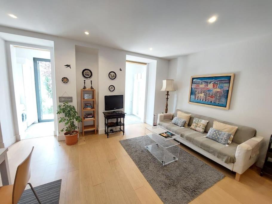 Apartment With Private Garden - Central Location Lissabon Exterior foto