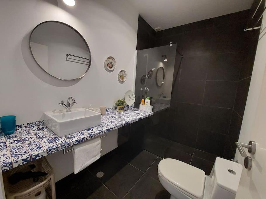 Apartment With Private Garden - Central Location Lissabon Exterior foto