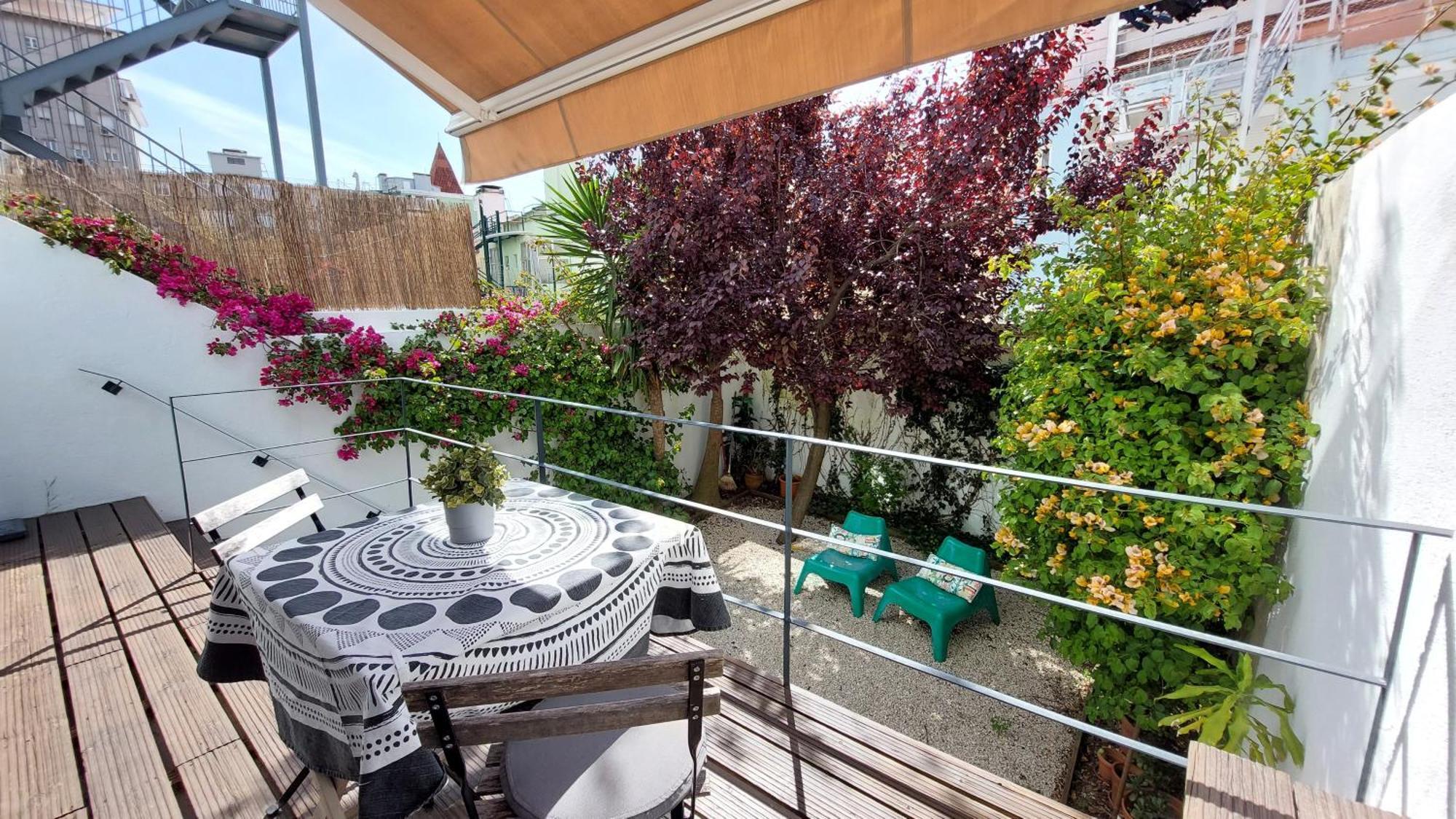 Apartment With Private Garden - Central Location Lissabon Exterior foto